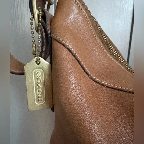 Coach Legacy Cross Body Bag 9325 Tan Brown Leather - Picture 3 of 7